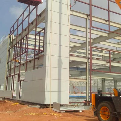 Estructura de almacén de acero prefabricada industrial con estructura de acero resistente