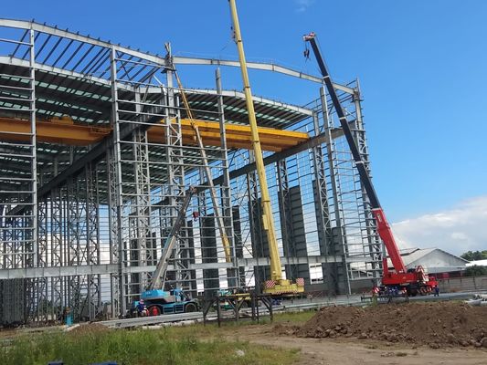Fabricación de estructuras industriales prefabricadas, talleres de grandes cobertizos de metal