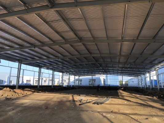 Construir rápidamente un taller económico de estructuras prefabricadas de acero con una base de cemento de acero