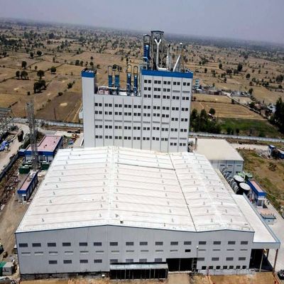 Almacén de estructura de acero galvanizado o pintado a prueba de viento con edificio de estructura de acero de gran luz