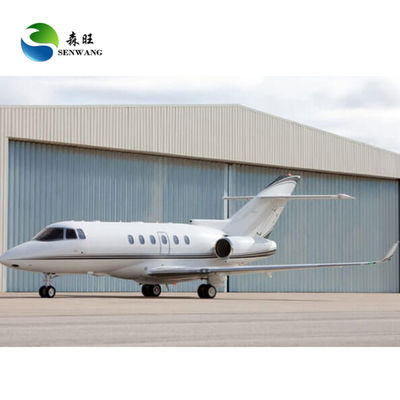 Hangar prefabricado para aviones con techo de acero corrugado y diseño personalizado para una estructura óptima de estacionamiento de aviones