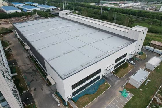 Estructura de metal duradera construida con marco de acero galvanizado o pintado