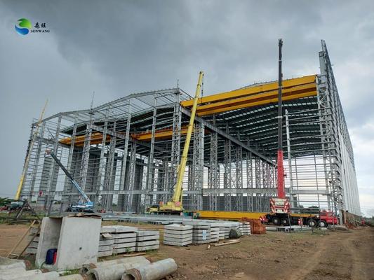 10 por ciento de techo de acero de estructura de acero con aislamiento térmico de paneles de sándwich y Sa 2.5