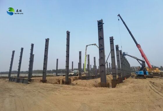 Resistencia al viento hasta 300 Km/h Almacén de estructura de acero con 50 años de vida útil y opciones de color personalizadas
